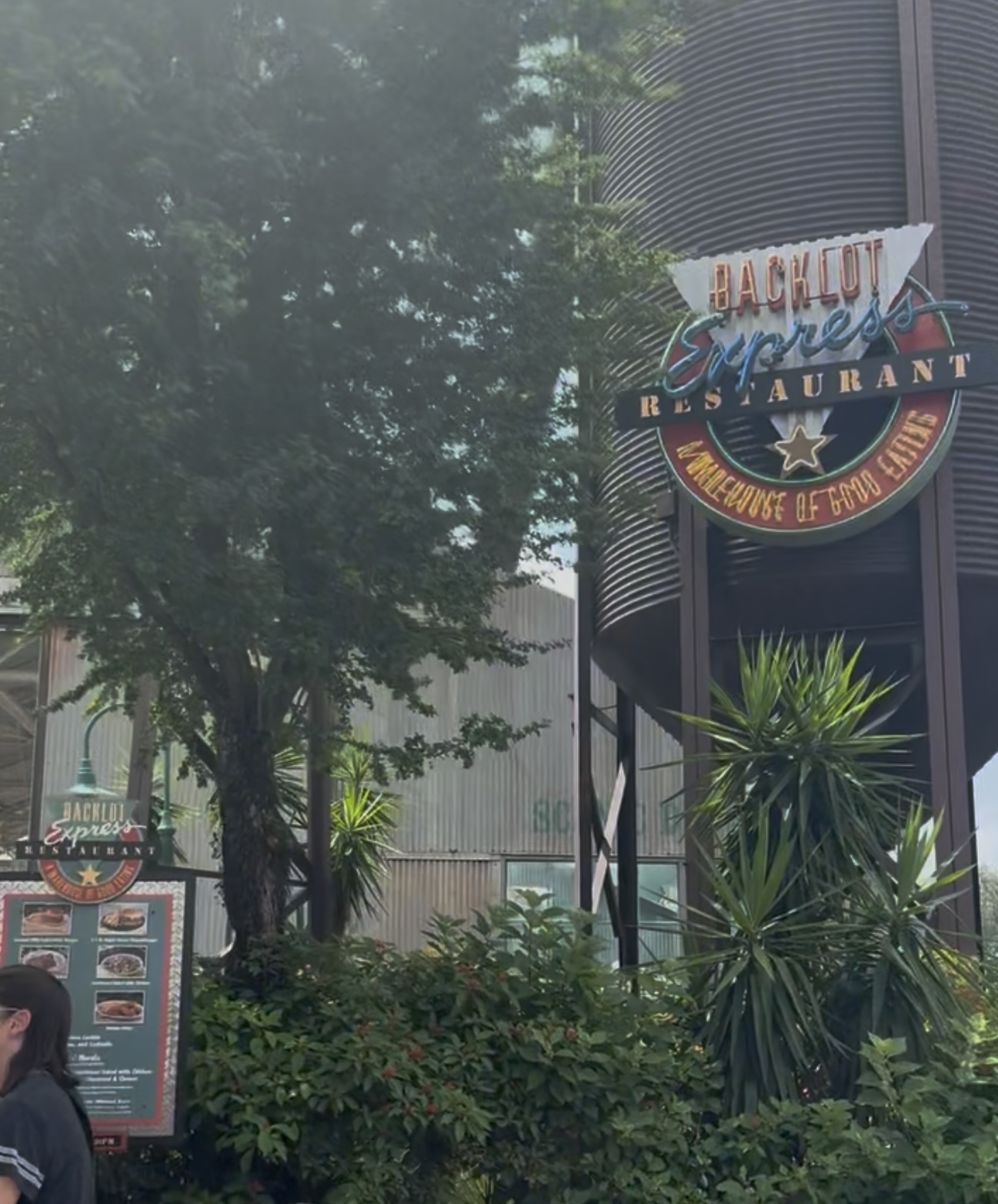 Backlot Express é ideal pra quem quer comer sem perder muito tempo